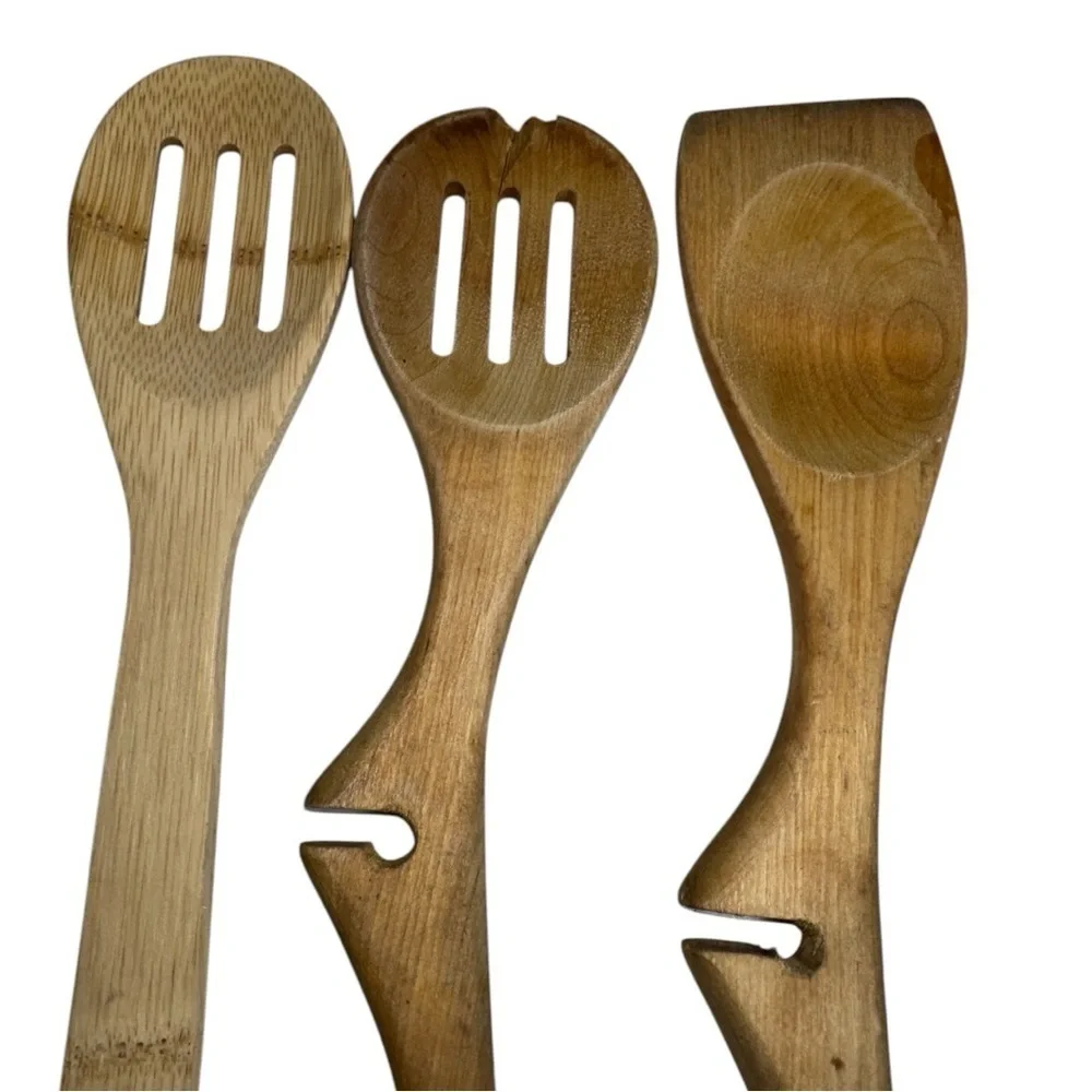 Set of 6 wooden kitchen utensils